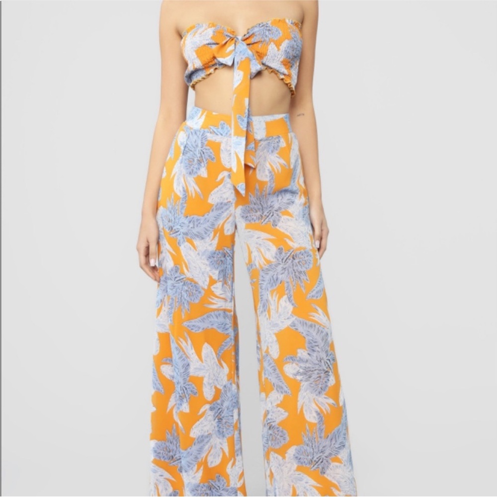 Fashion Nova Leaf Me a Message Pant Set